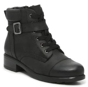 Madden girl Dennie boot. Black color. Size 8.5